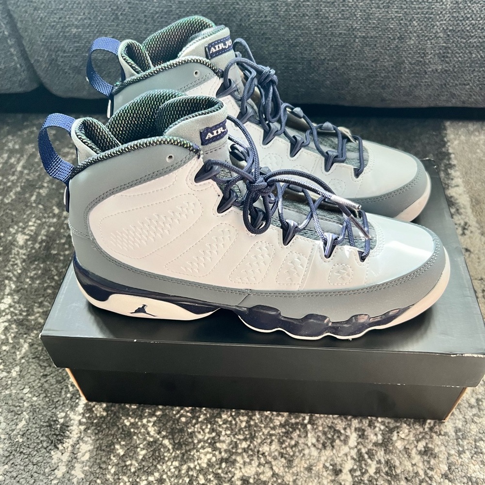Air Jordan 9 GS ‘Violet Pop’